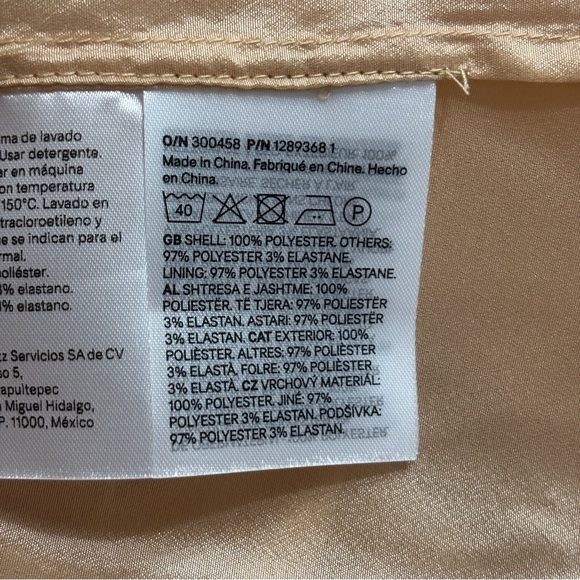 H&M Beige Long Sleeve Button-Down Shirt Dress With Tapered Waist - Picture 7 of 7